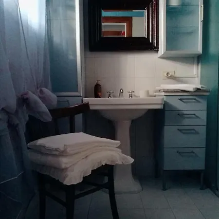 Bed & Breakfast La Casa Di Marla Sirmione